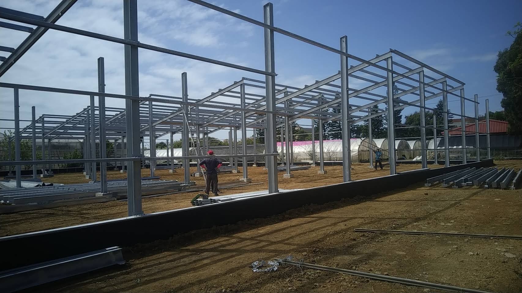 三合院溫室鋼構施工現場